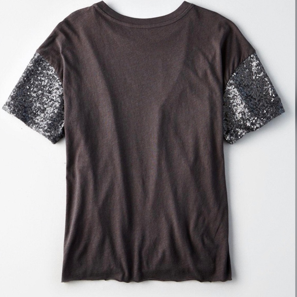 AEO grey shirt with shimmery sleeves